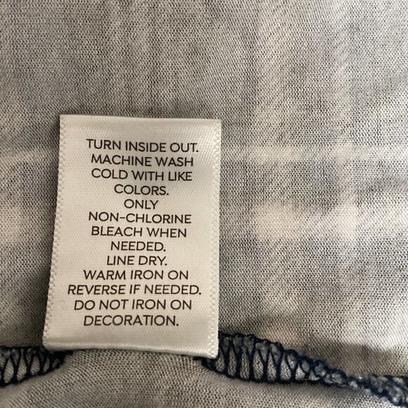 Westport Soft Plaid 3/4 Bell Sleeve Peplum Front V-Neck Button Top Sz PL #18P - Picture 9 of 9